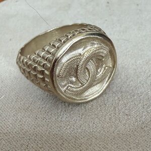 CHANEL Textured Light Gold-Tone/ silver-tone Ring